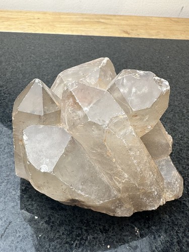 Quartz cluster crystal with - cluster,