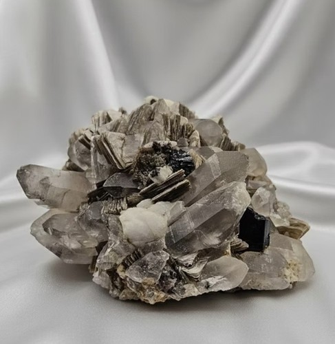 Stunning smoky quartz - smoky,
