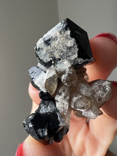 14g black tourmaline with - 14g,